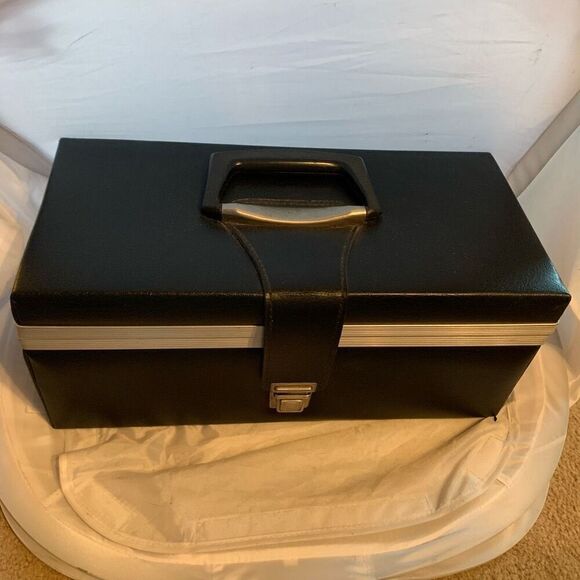 30 Cassette Tape Black Faux Leather Case - Picture 1 of 12